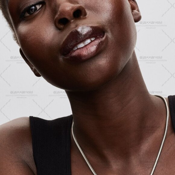 Pandora Textured Horseshoe Mini Charm - Picture 5 of 6